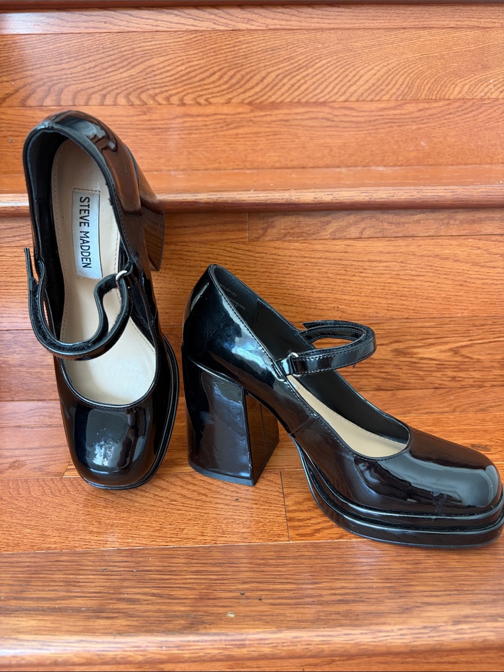 🖤Steve Madden Platform Black Patent Mary Jane Block Heel size 7 Academia Goth